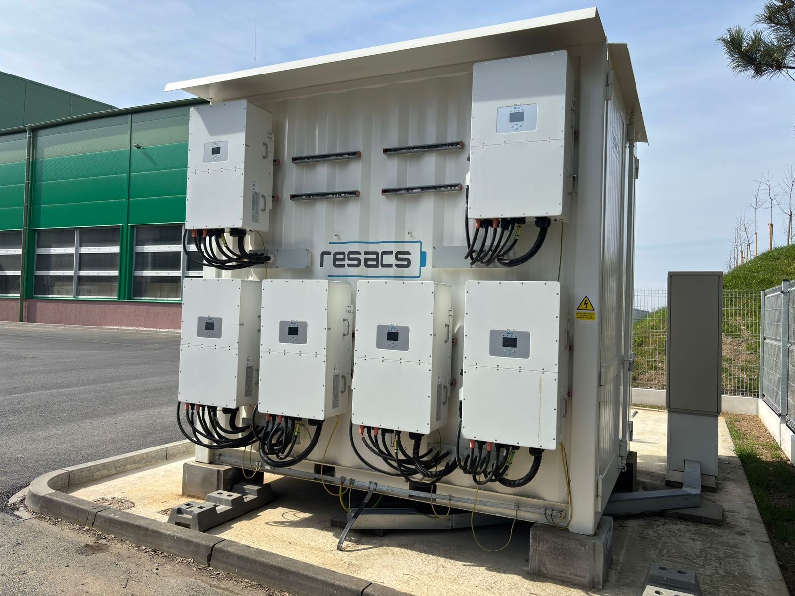 Resacs 300 kW / 350 kWh battery storage – ČEZ ESL, s.r.o., Plzeň