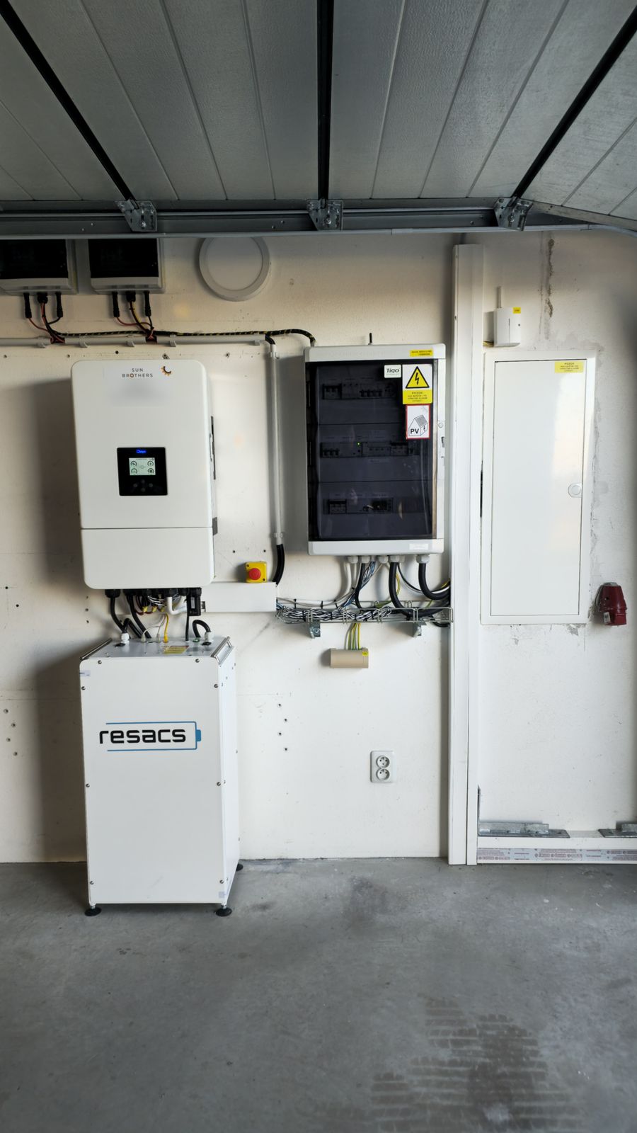 Resacs 15 kWh battery storage in&nbsp;a&nbsp;family home, Central Bohemian Region